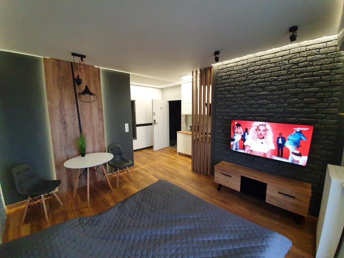 Nowe Apartamenty Ilawa Odnowiciela Z Klimatyzacja Ngoại thất bức ảnh